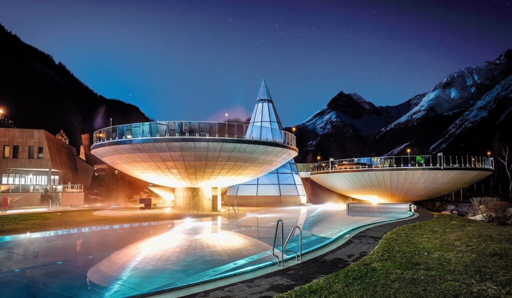 AQUA DOME – Tirol Therme