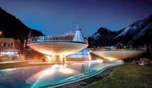 AQUA DOME – Tirol Therme