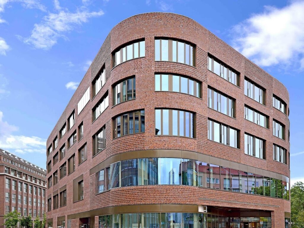 B&B HOTEL Hannover-City