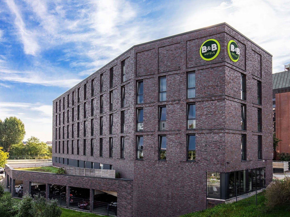 B&B HOTEL Lübeck-Hbf – Foto 1