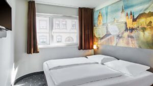 B&B HOTEL Würzburg-City
