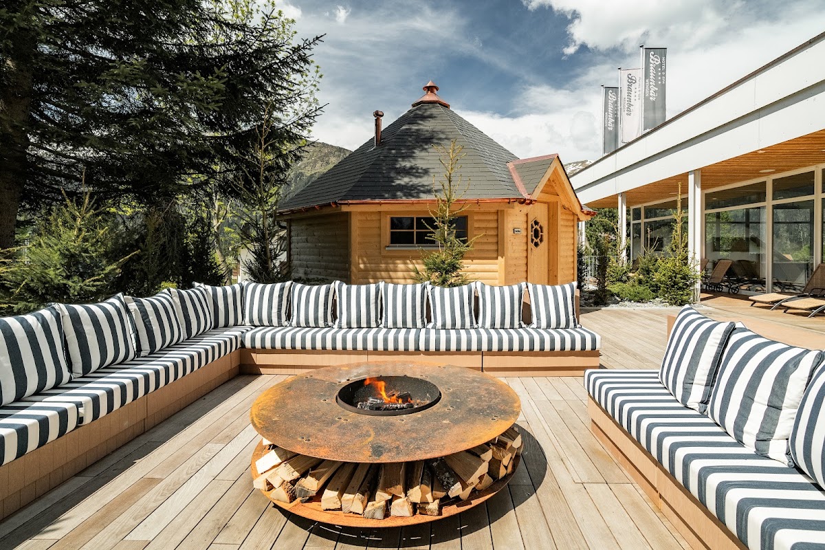 Braunbär Hotel & Spa | Wengen – Foto 1