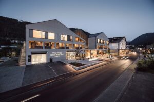 DIPS&DROPS – Hotel · Sports · Spa · Restaurants