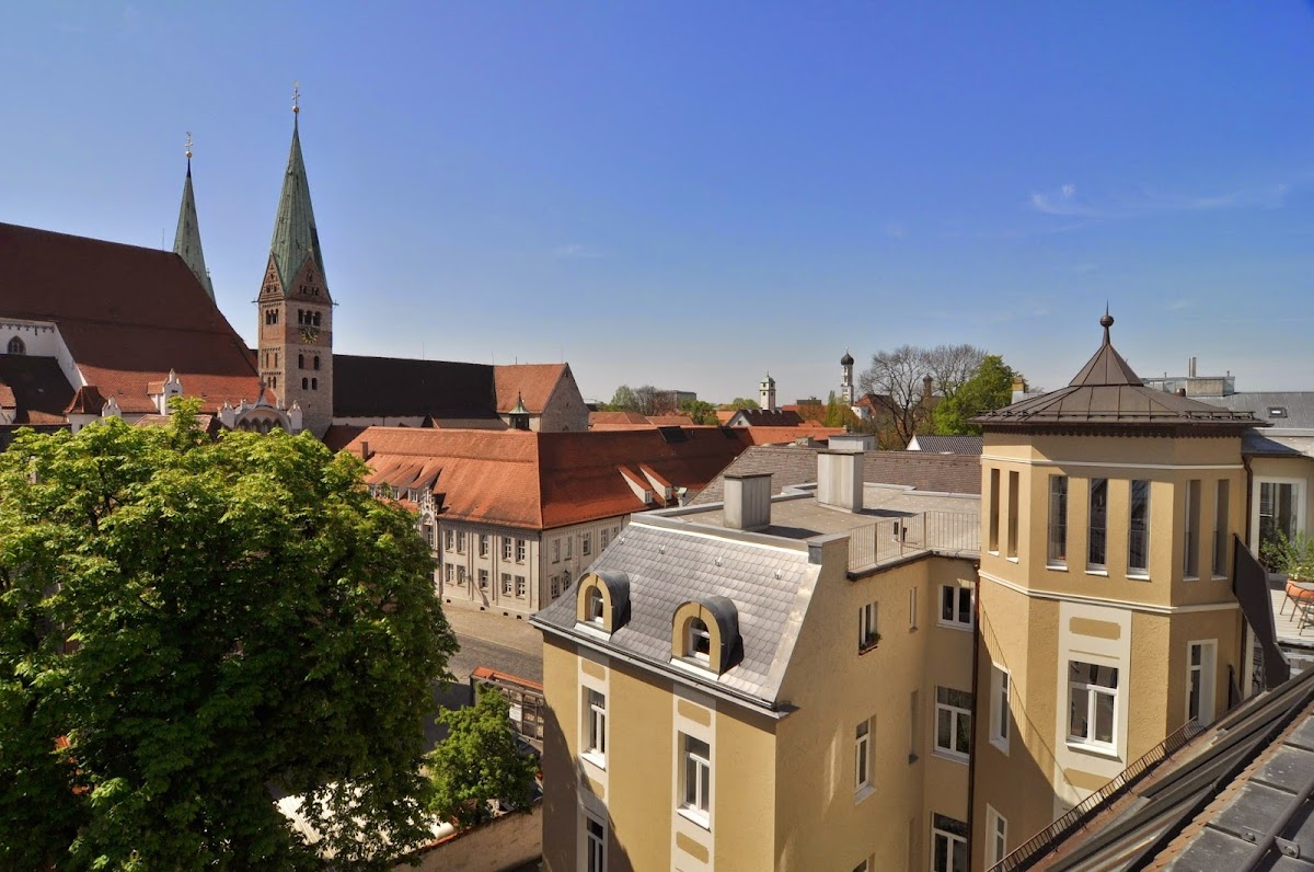 Dom Hotel Augsburg – Foto 1