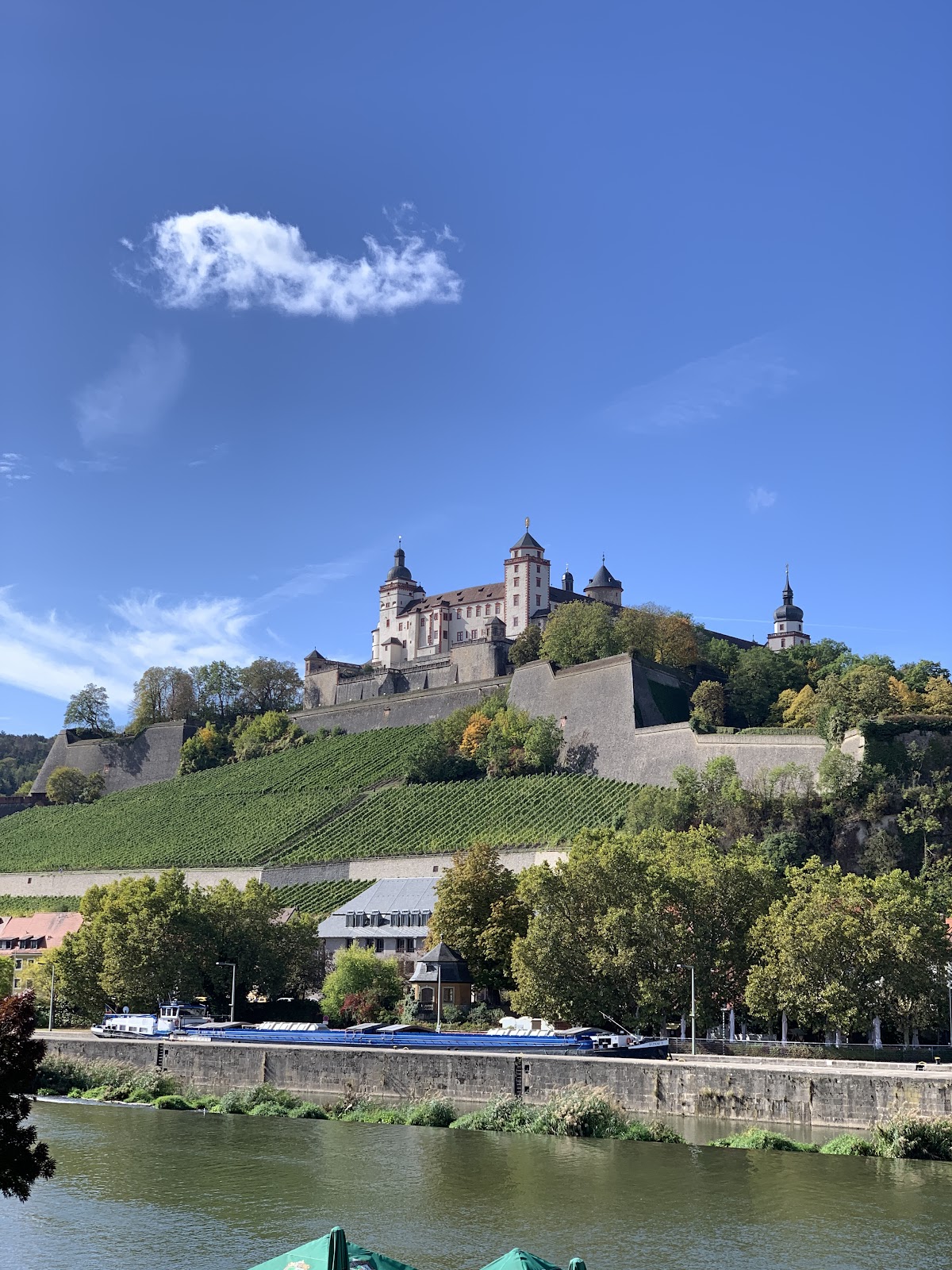 Dorint Hotel Würzburg – Foto 1