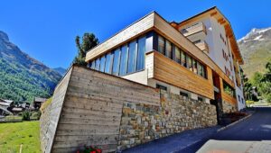 Elite Alpine Lodge