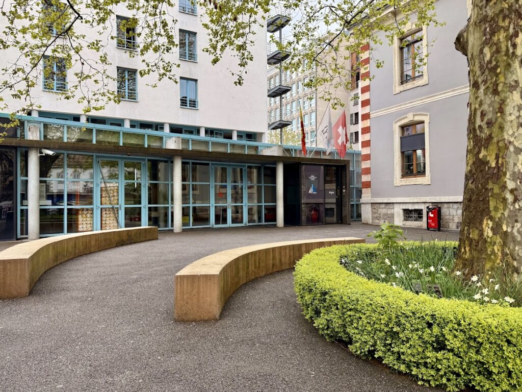 Geneva Hostel