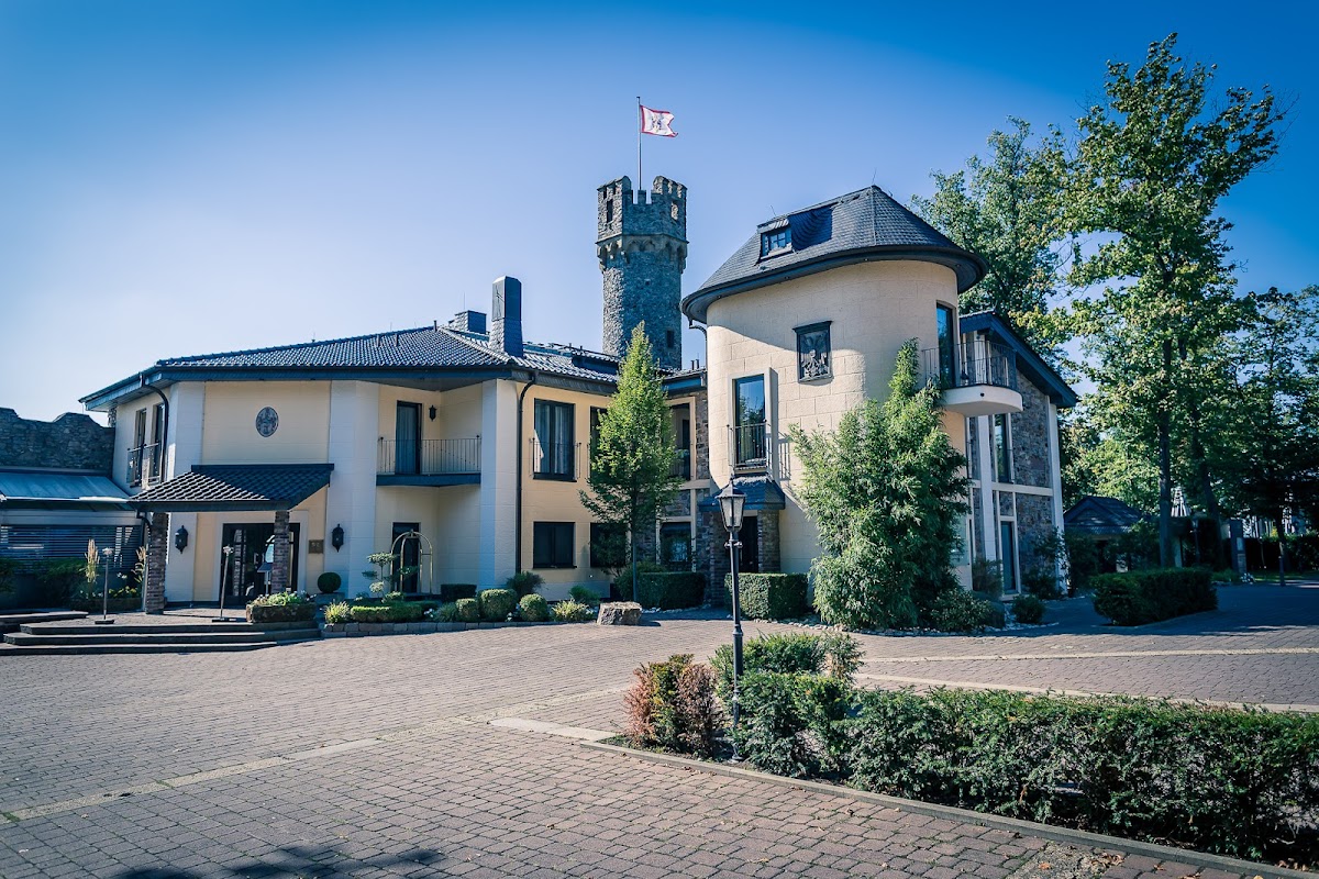 Hotel Burg Schwarzenstein – Foto 1