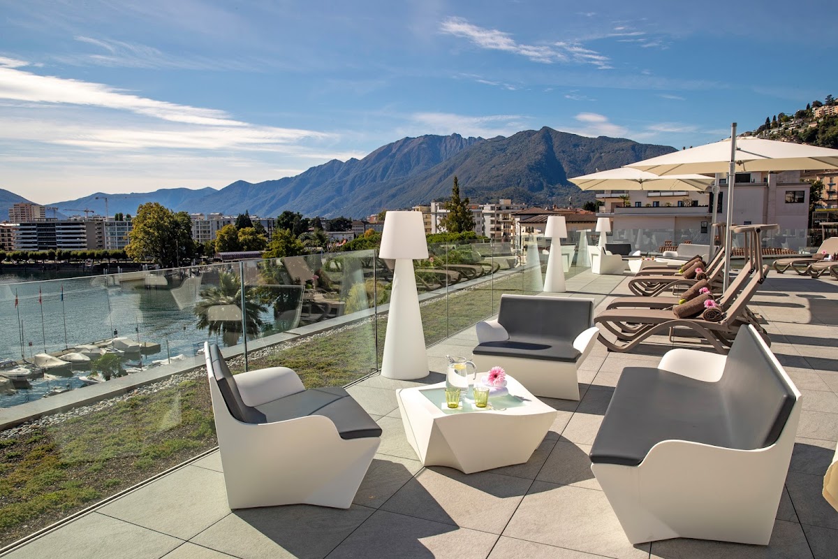 Hotel & Lounge Lago Maggiore – Foto 1