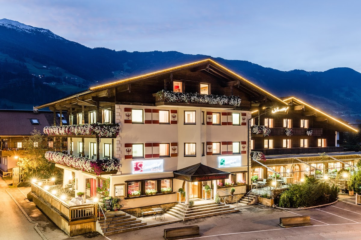 Hotel Standlhof Zillertal – Foto 1