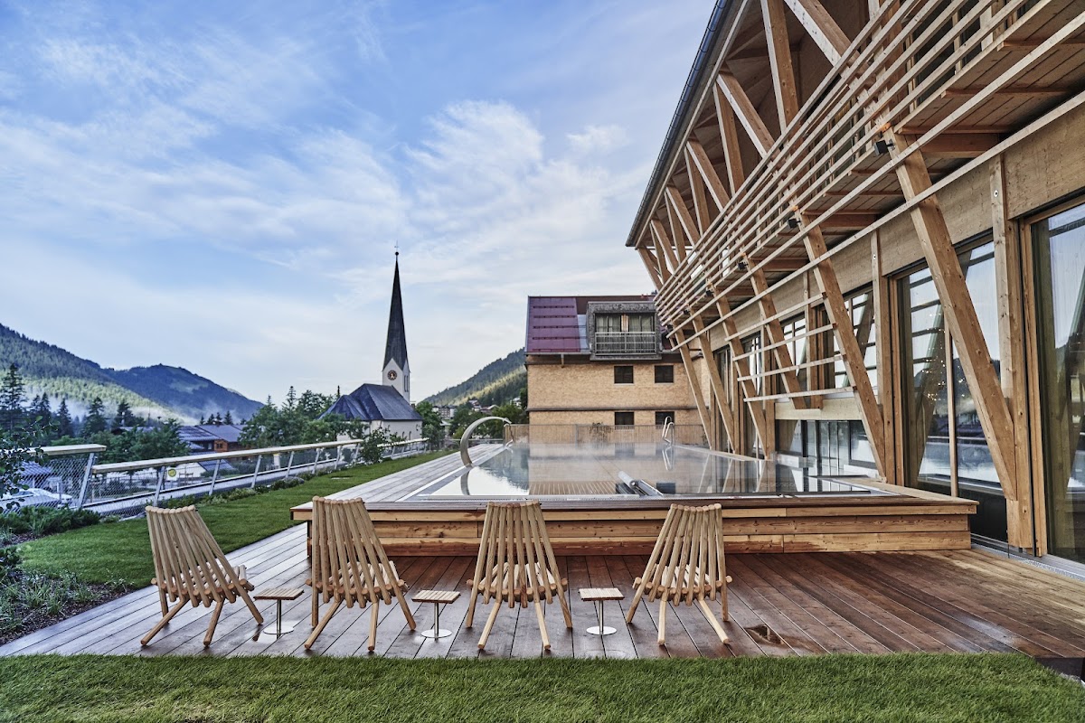 HUBERTUS Mountain Refugio Allgäu – Gebrüder Traubel GmbH – Foto 1