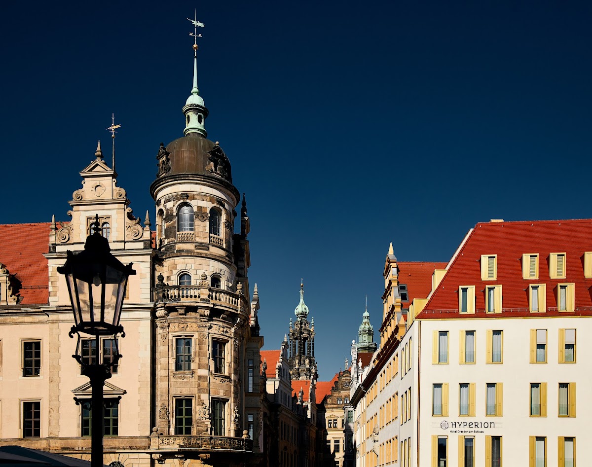 HYPERION Hotel Dresden am Schloss – Foto 1