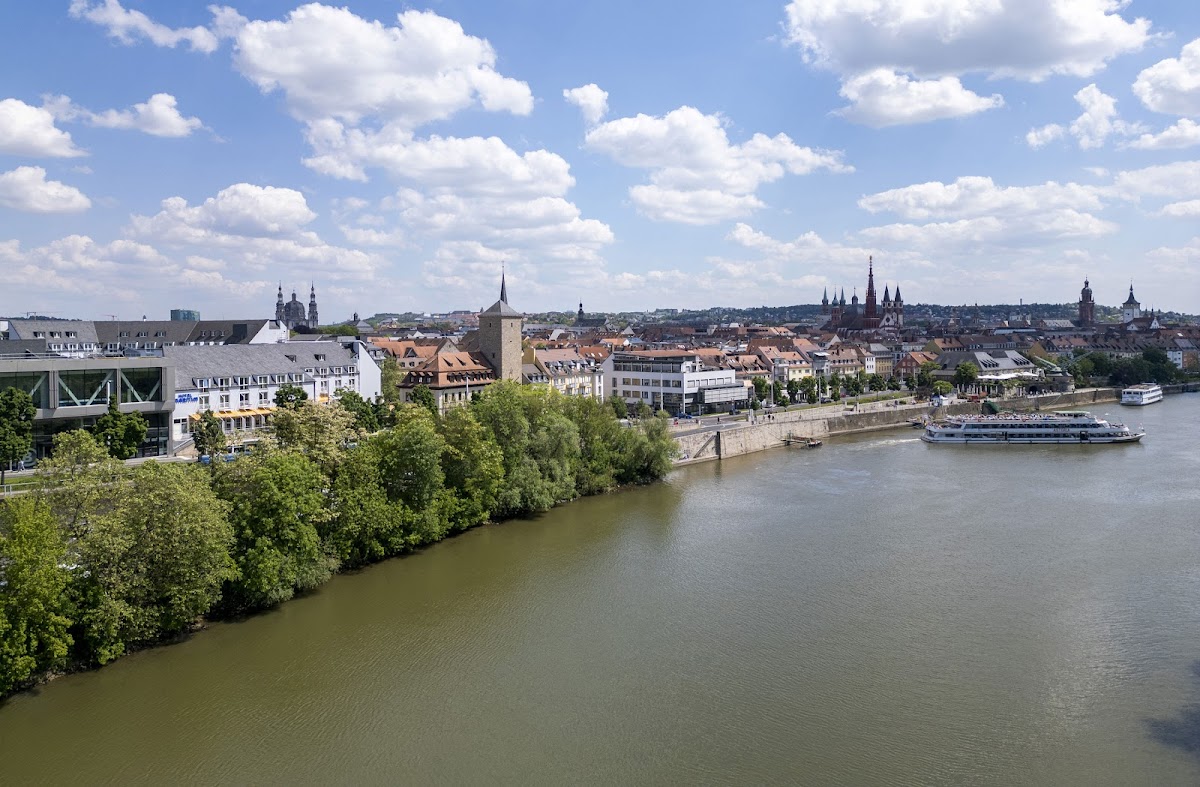 Maritim Hotel Würzburg – Foto 1
