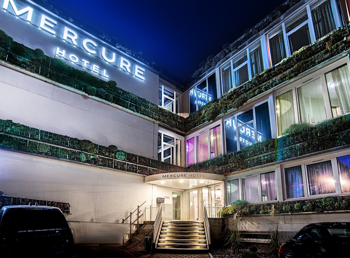 Mercure Fribourg Centre Remparts – Foto 1