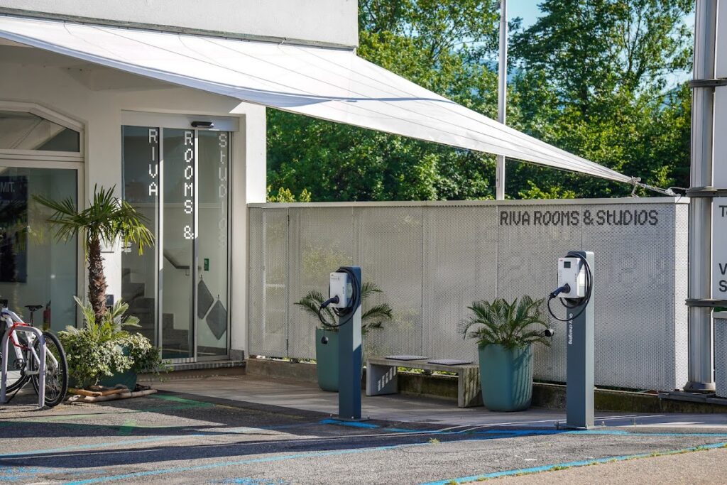 Riva Rooms & Studios