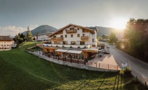 Uncle Jacks – tropicAlps lifestyle hotel