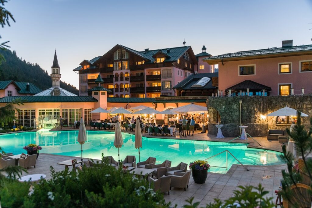Wellnesshotel …liebes Rot-Flüh
