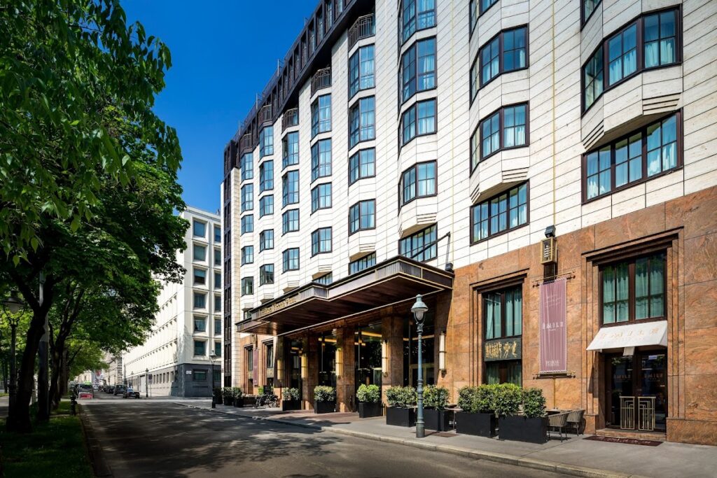 Hilton Vienna Plaza
